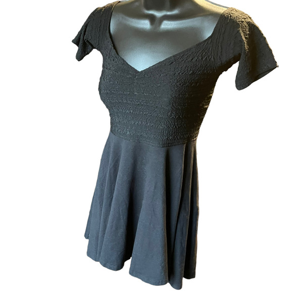 Nasty Gal Black Off the Shoulder Ribbed Flared Mini Dress Sz S - Picture 3 of 8